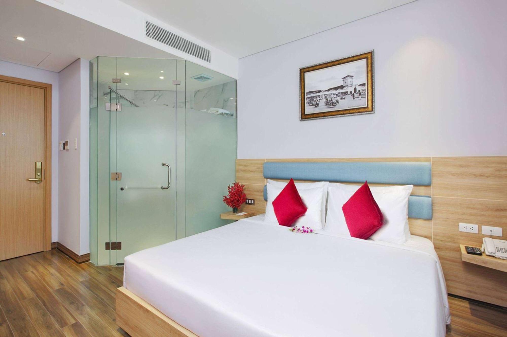 Ramada Encore By Wyndham Saigon D1 - Formerly M Boutique Hotel Saigon Хошимін Екстер'єр фото