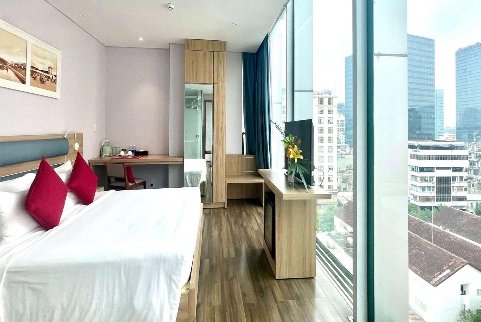Ramada Encore By Wyndham Saigon D1 - Formerly M Boutique Hotel Saigon Хошимін Екстер'єр фото